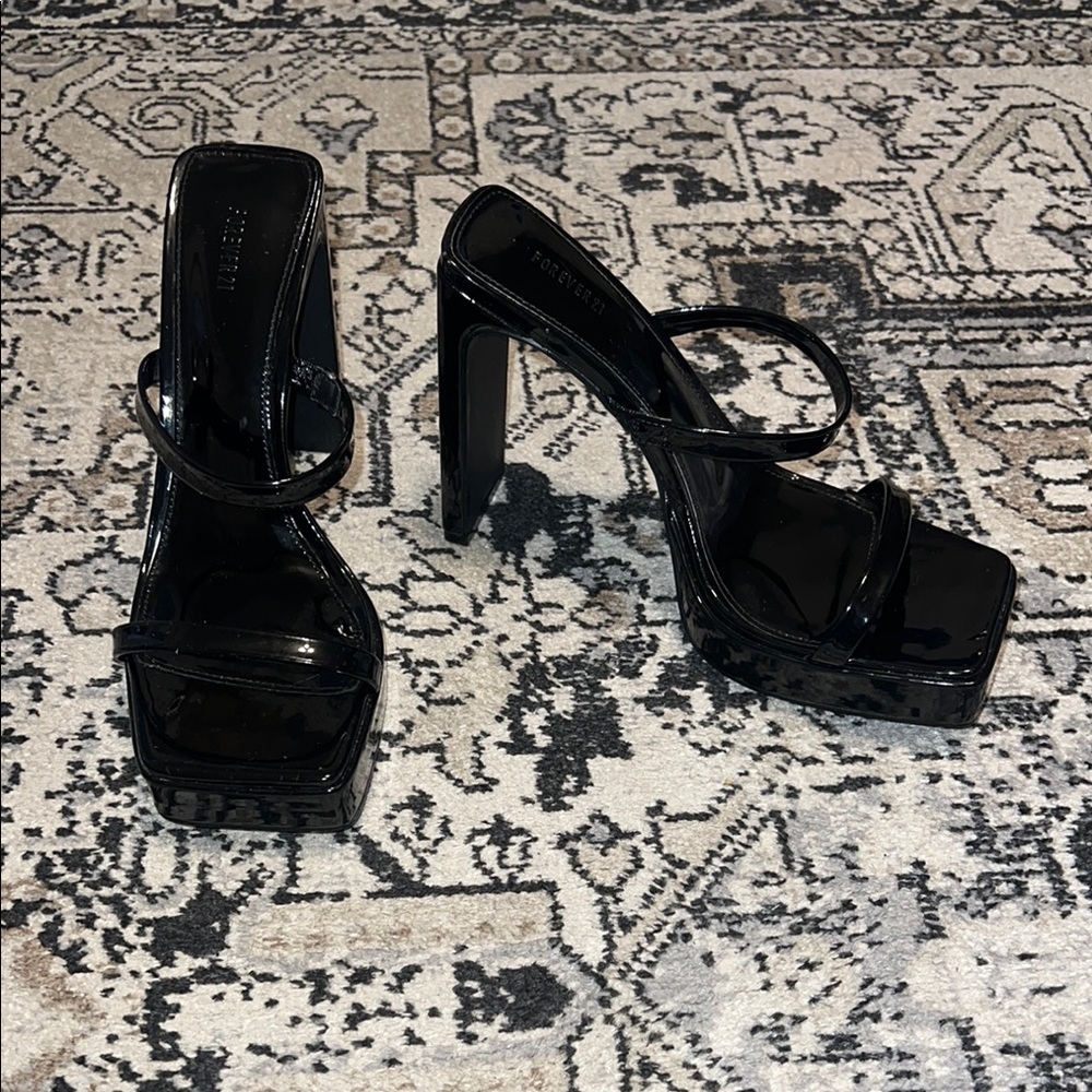 Forever 21 Black Platform Heels with Thick Straps